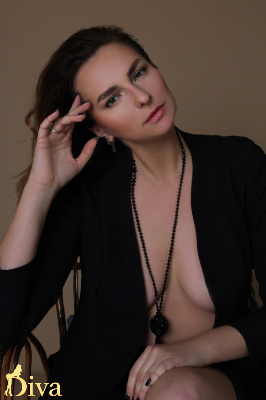 brunette-knightsbridge-south-kensington-sloane-square-anamika-r16973461762504-0005.jpg