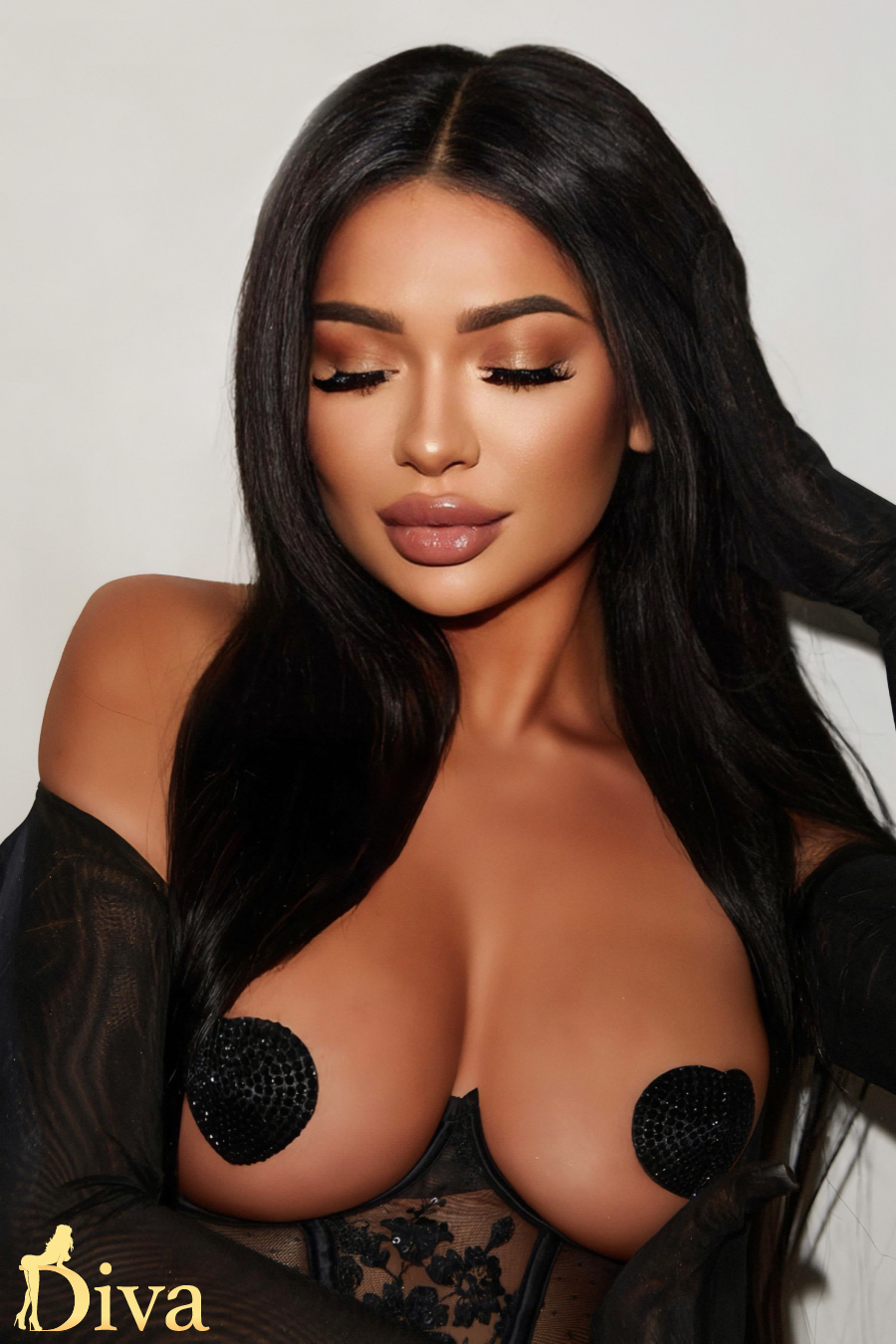 brunette-high-street-kensington-silviana-r17411985406574-0001.jpeg