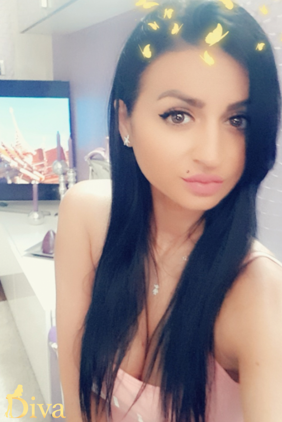 brunette-lancaster-gate-paddington-marble-arch-edgware-road-noemi-r16974616848920-0003.jpg