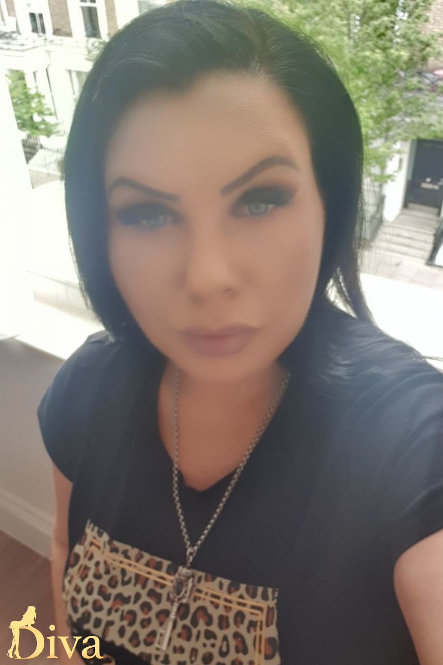 brunette-earls-court-gloucester-road-west-brompton-aida-r17147566509231-0001.jpg