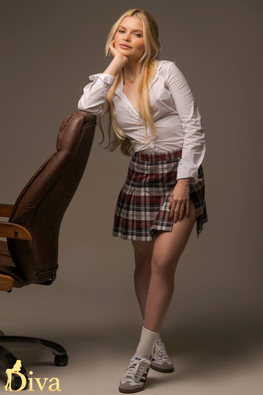 blonde-outcalls-only-earls-court-gloucester-road-snow-r17416279191583-0001.jpg