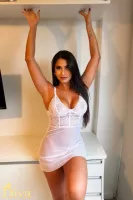 brunette-west-hampstead-zenida-r17519767598718-0002.jpeg