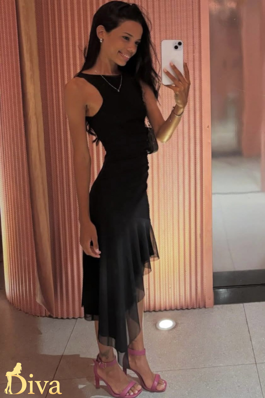 brunette-goodge-street-lukarta-r17758381703511-0001.jpg