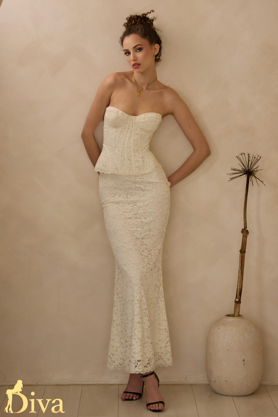 brunette-west-kensington-salacia-r17714259673925-0002.jpeg
