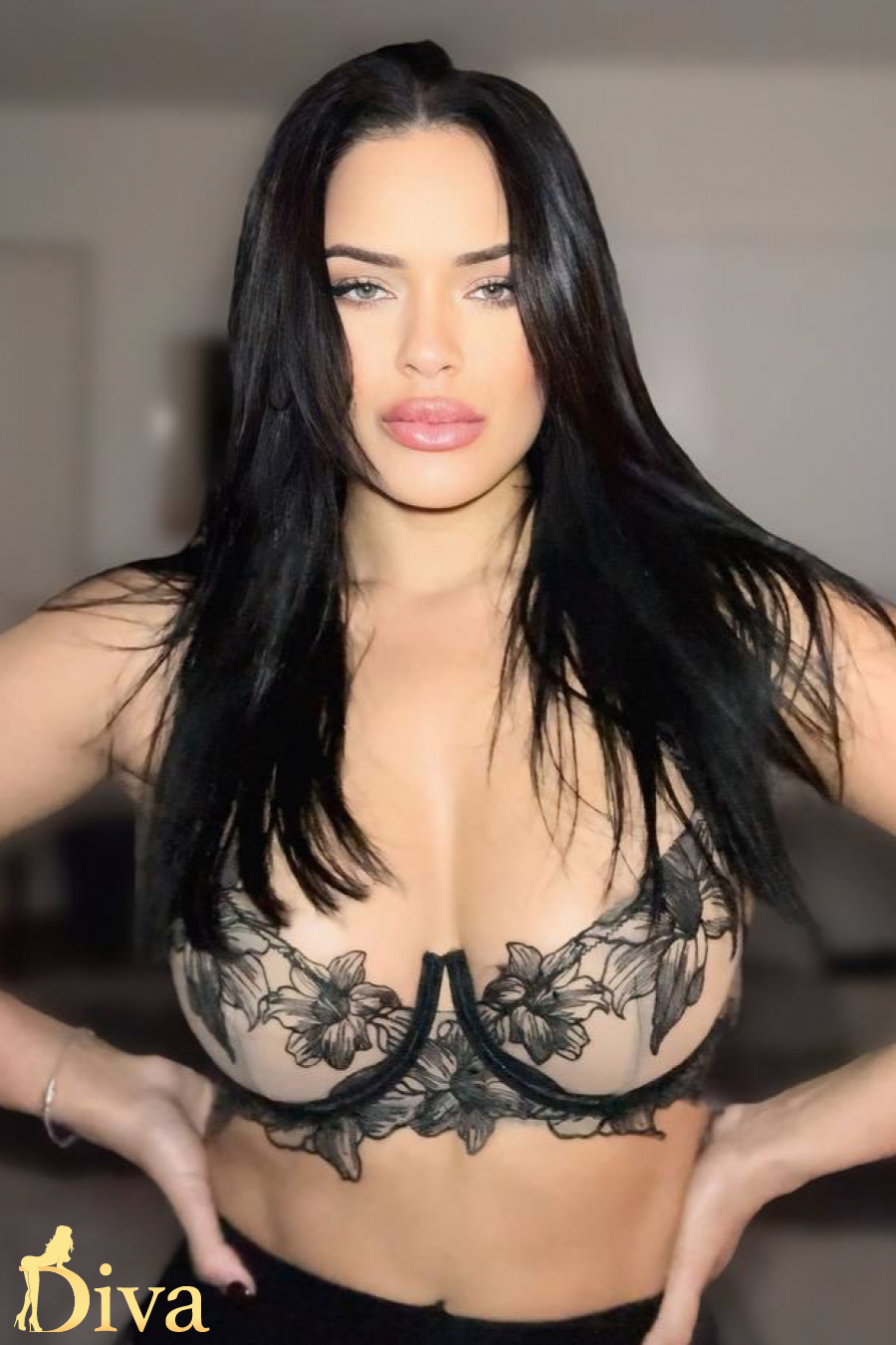 brunette-notting-hill-gate-holland-park-queensway-bayswater-spesa-r17295385790771-0002.jpeg