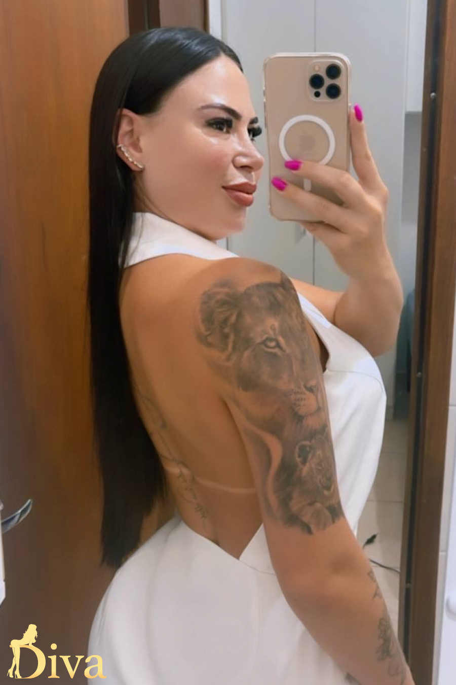 brunette-north-acton-east-acton-acton-main-line-donika-r17389221391662-0001.jpeg