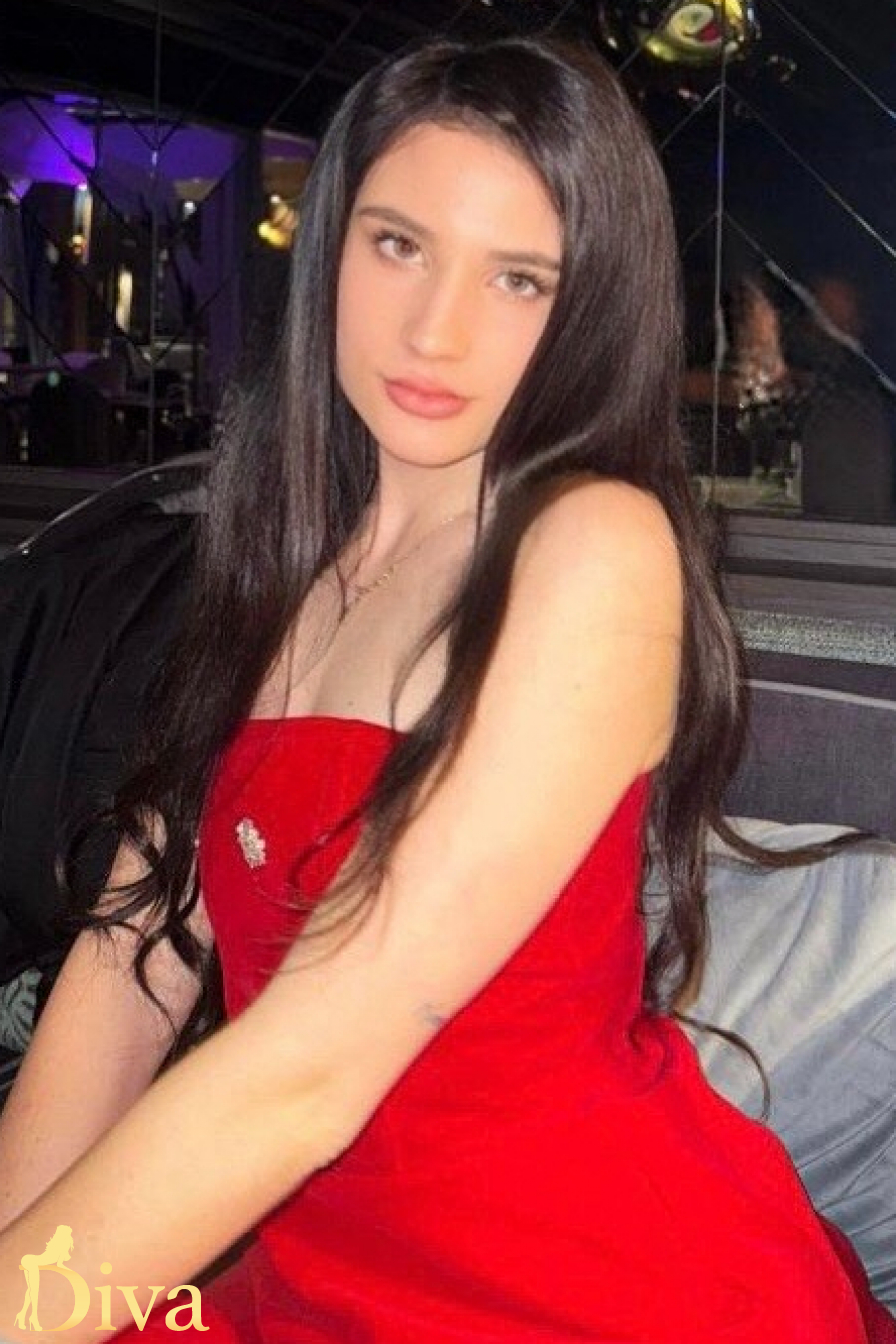 brunette-earls-court-gloucester-road-south-kensington-west-brompton-raha-r17402317141759-0002.jpeg