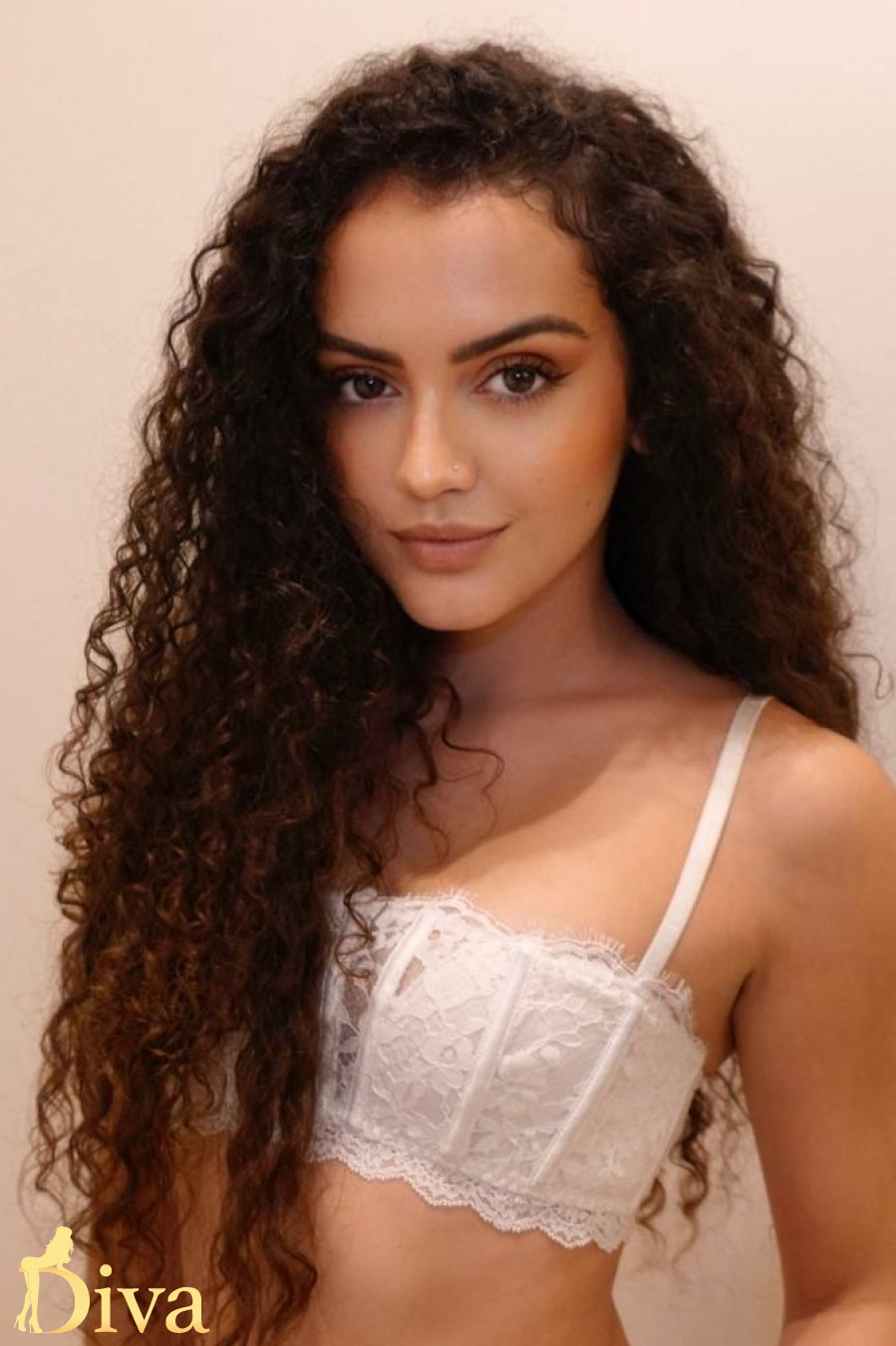 brunette-kensington-olympia-shepherds-bush-holland-park-latifa-r17404750709998-0002.jpg