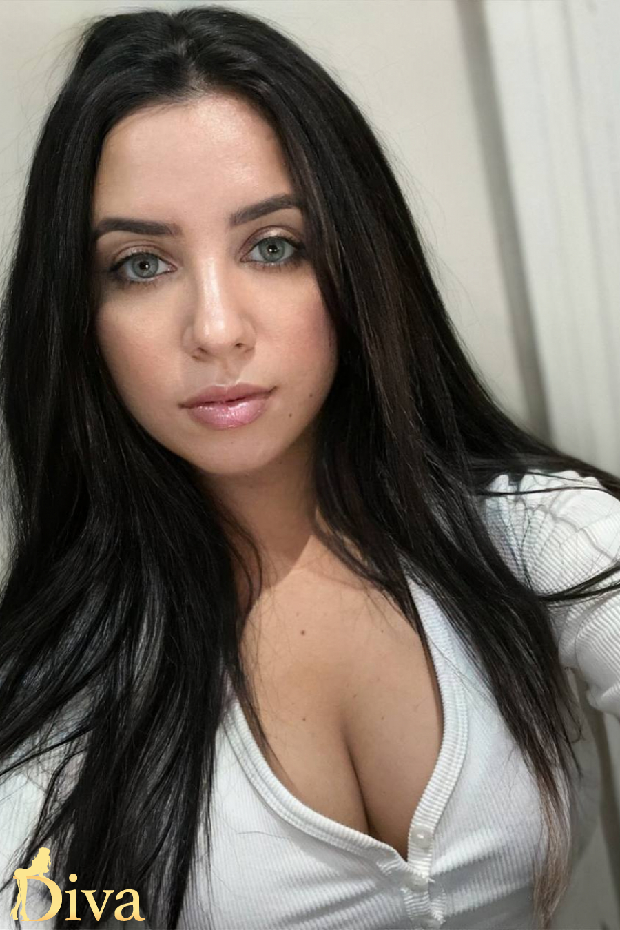 brunette-earls-court-gloucester-road-west-brompton-west-kensington-romy-r16972829721884-0003.jpeg