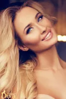 evelia-r16973392763160-0004.jpeg