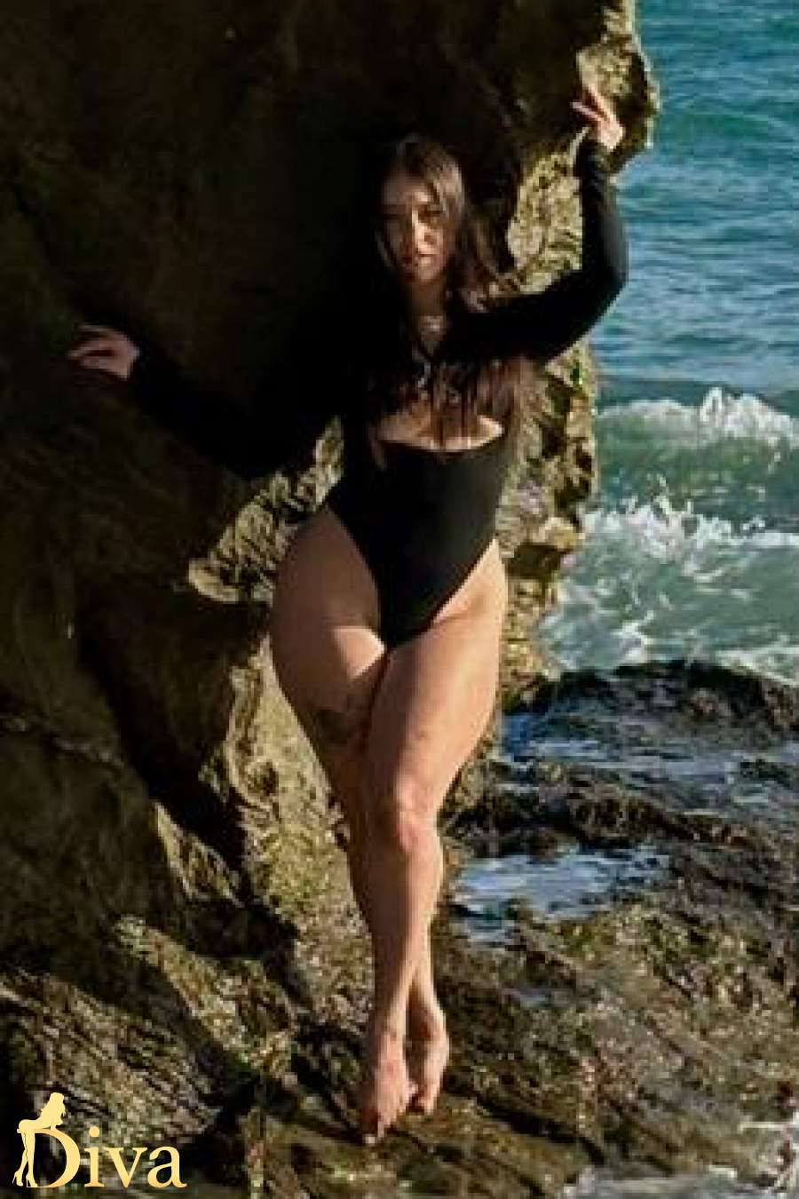 brunette-acton-central-nickla-r17699713427046-0001.jpg