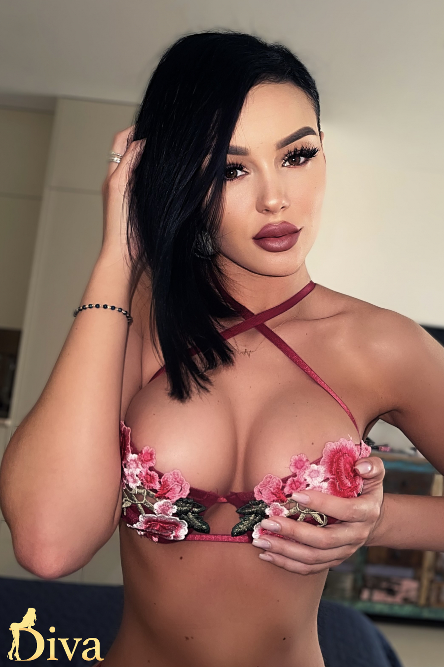 brunette-chrispy-r16973755392498-0058.jpeg