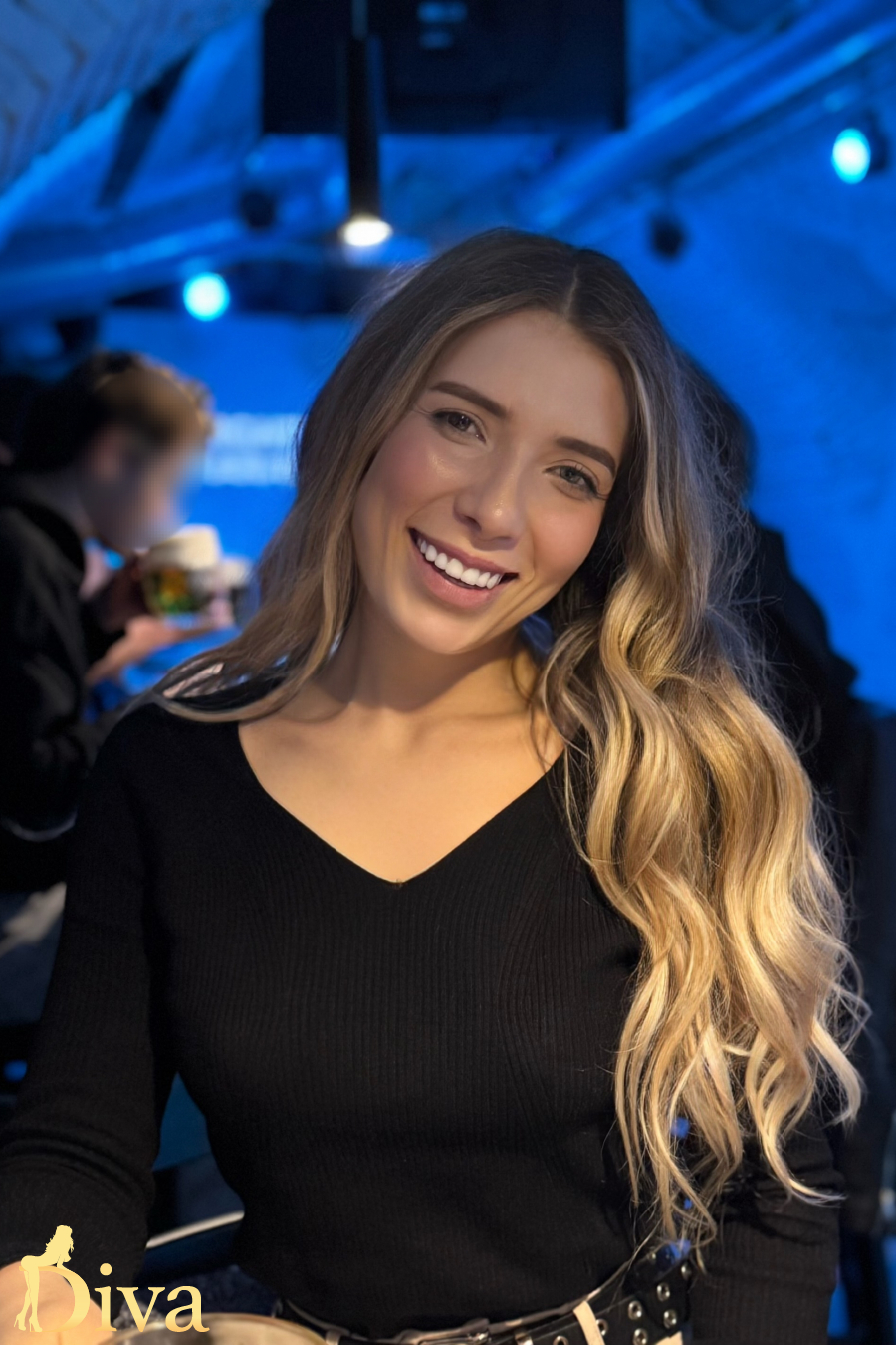 blonde-earls-court-gloucester-road-high-street-kensington-south-kensington-savia-r17755592995856-0002.jpg