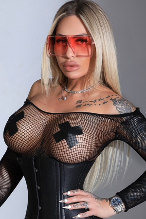Mistress Dinny