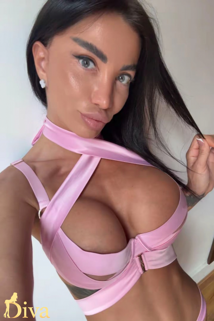 brunette-earls-court-gloucester-road-south-kensington-west-brompton-reyza-r17799063653254-0002.jpg