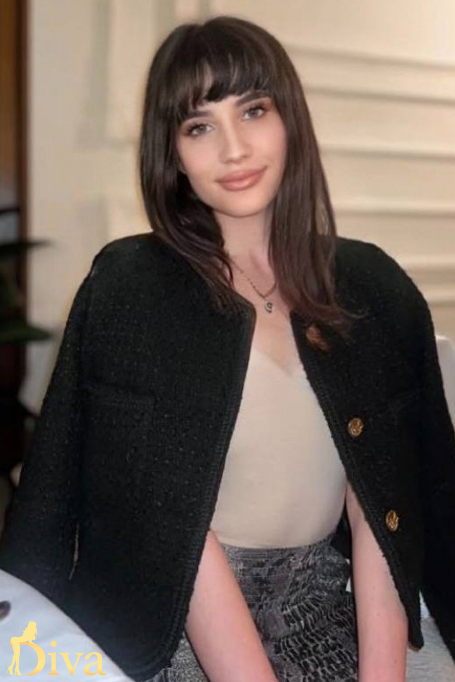 brunette-earls-court-gloucester-road-south-kensington-west-brompton-raha-r17402306739450-0003.jpg