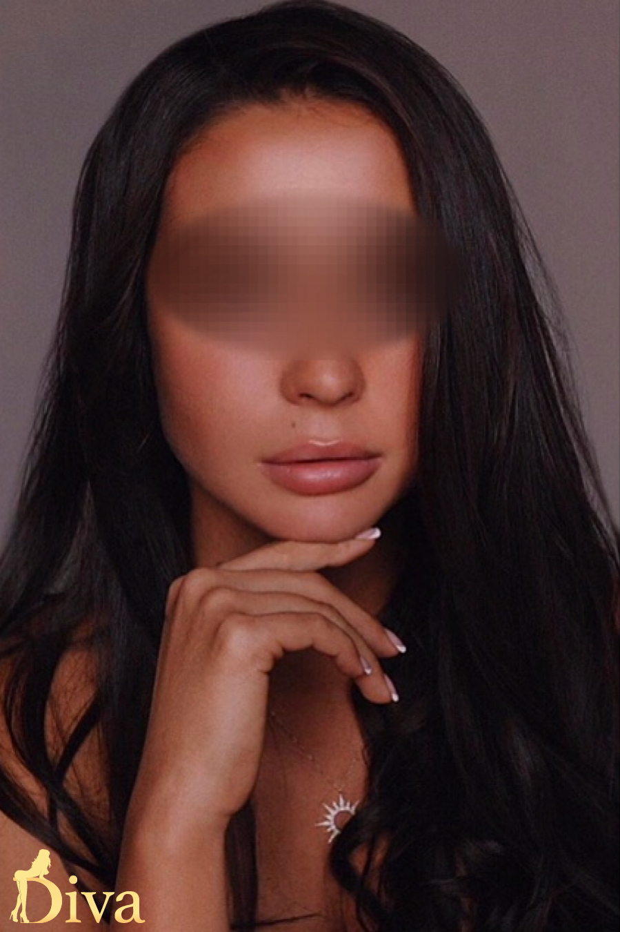 brunette-fulham-broadway-imperial-wharf-west-brompton-dara-r16974687138295-0042.jpg
