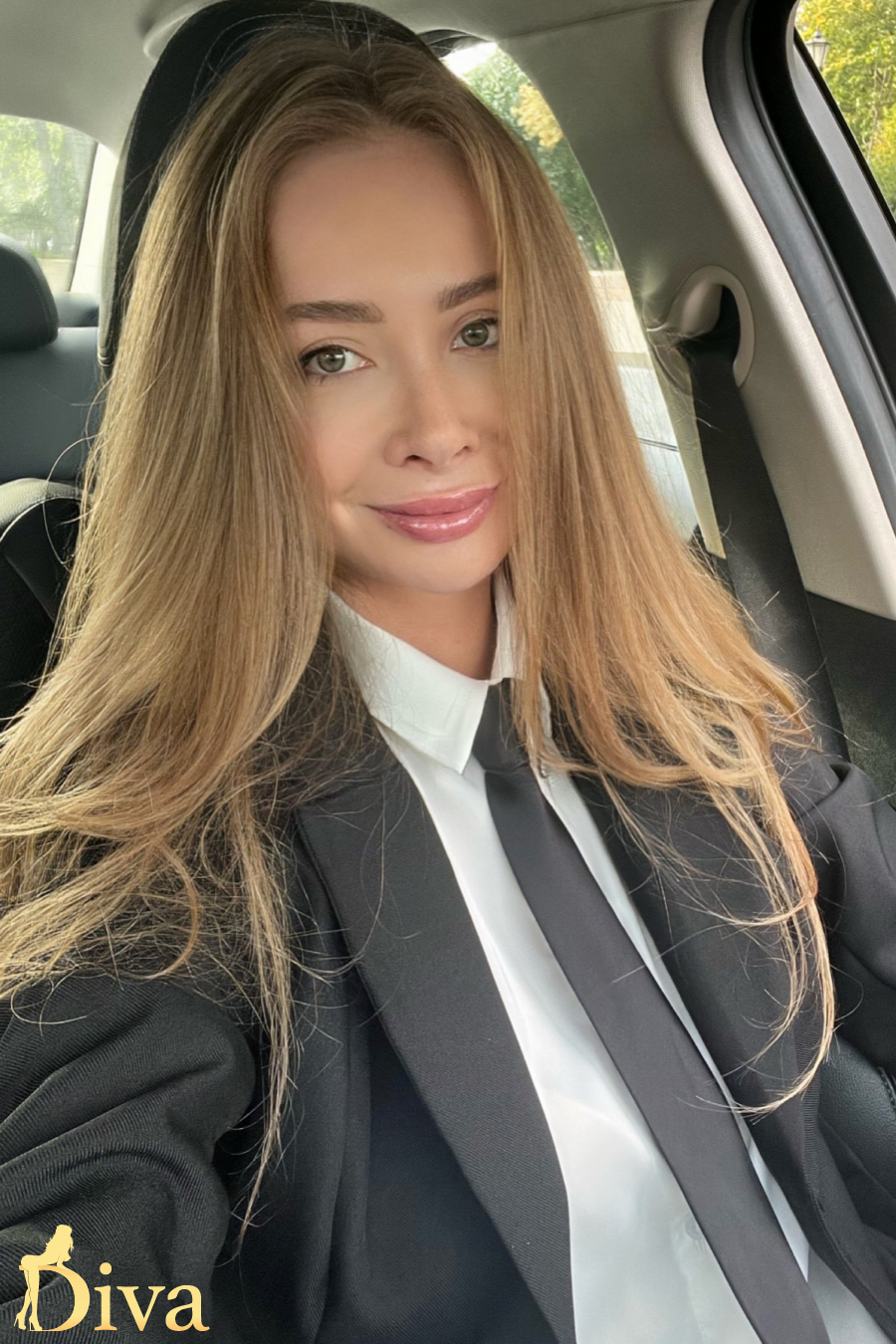blonde-earls-court-west-kensington-west-brompton-daineris-r17631429267152-0002.jpeg