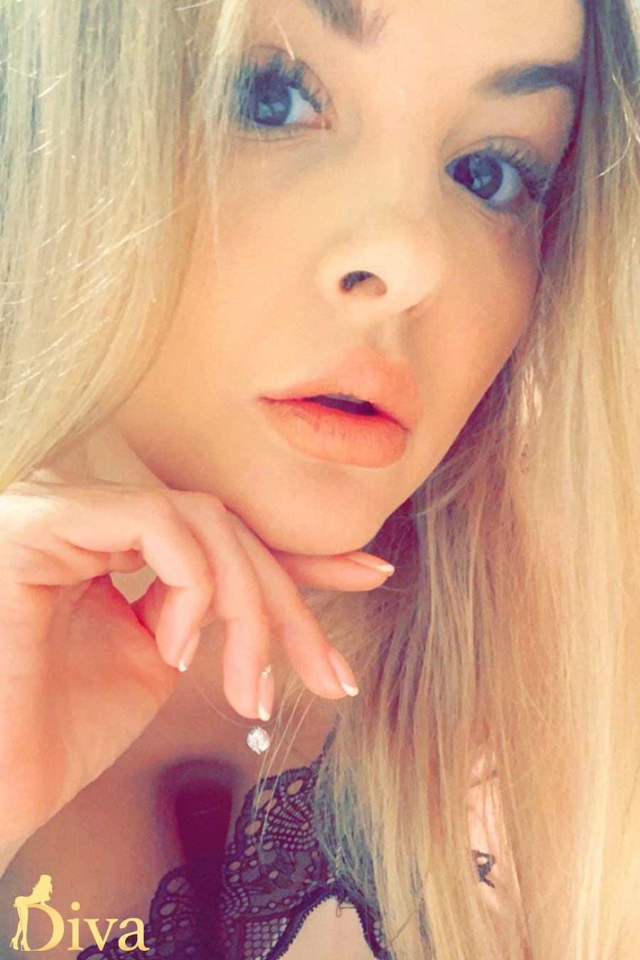 blonde-sloane-square-south-kensington-knightsbridge-candy-alexa-r16974158008327-0004.jpg