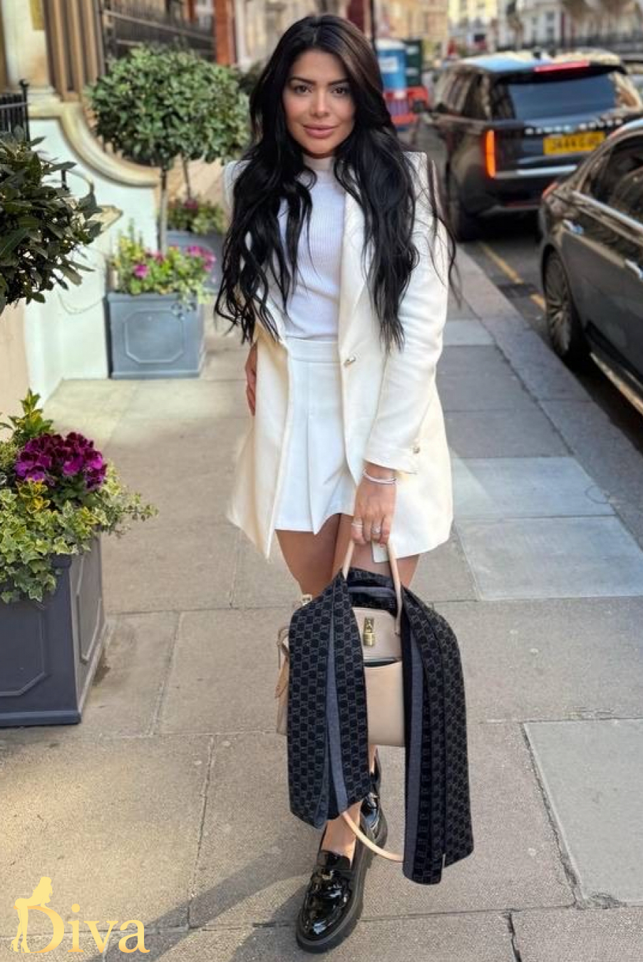 brunette-gloucester-road-south-kensington-earls-court-mack-r17446186006566-0001.jpeg