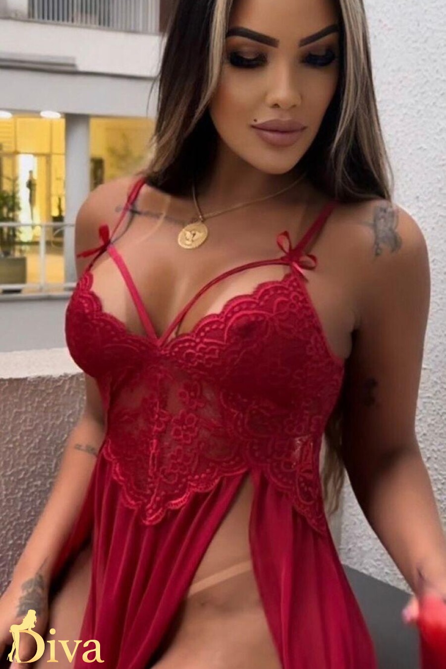 brunette-gloucester-road-maliha-r17559412689599-0000.jpg