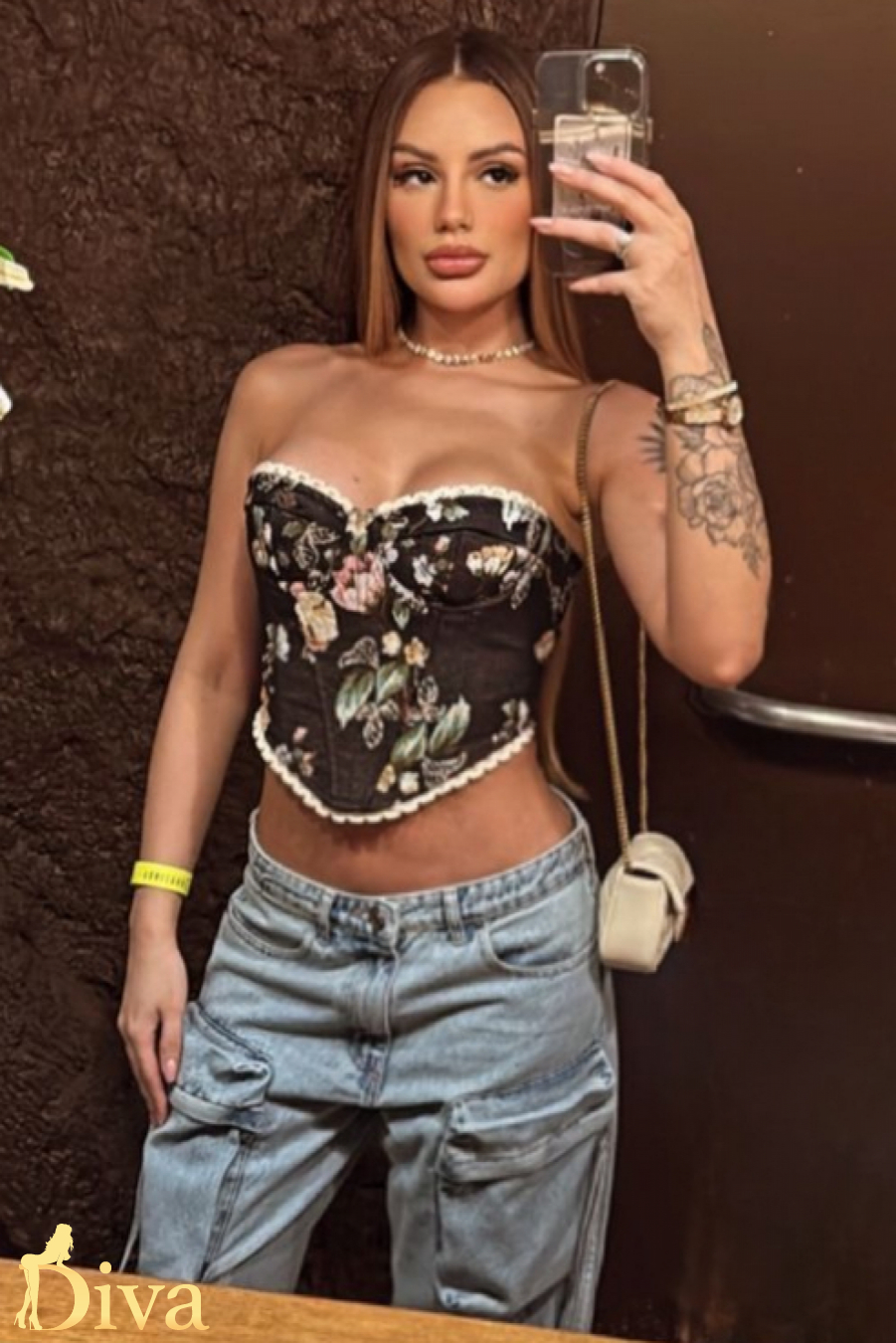 blonde-regents-park-normani-r17619107345048-0002.jpeg