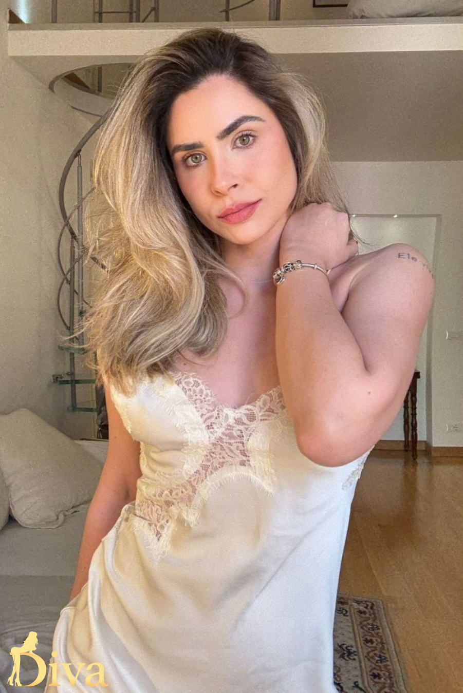 blonde-paddington-lancaster-gate-edgware-road-saponaria-r17708985862104-0001.jpeg