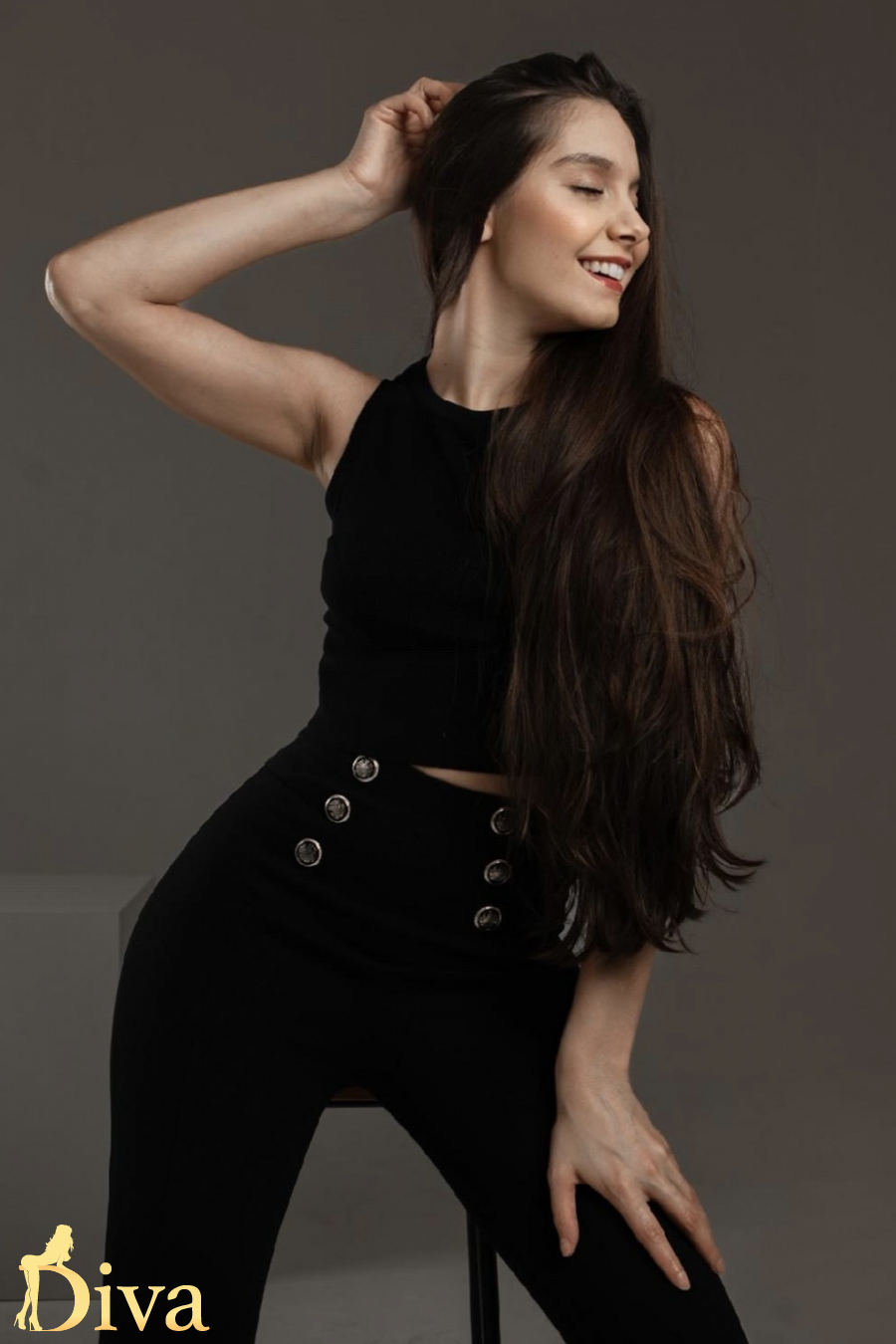 brunette-edgware-road-marble-arch-paddington-kunala-r17002140266169-0001.jpg