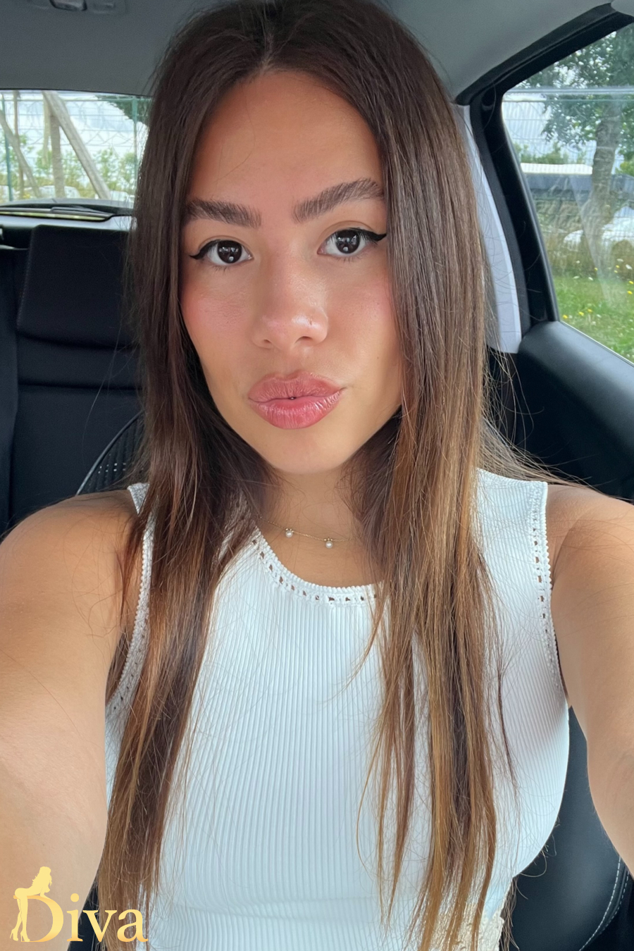brunette-south-kensington-melvena-r17585516530365-0001.jpeg