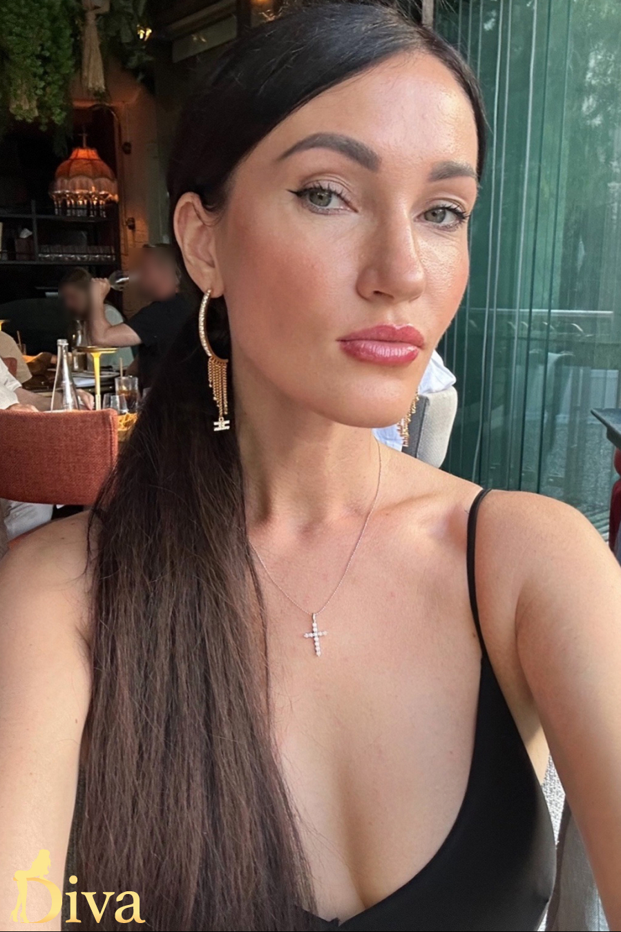 brunette-gloucester-road-south-kensington-earls-court-lianna-r17564679270638-0001.jpg