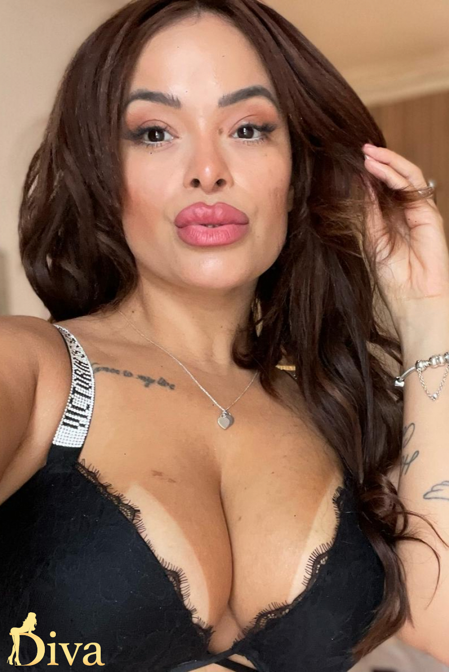 brunette-imperial-wharf-parsons-green-fulham-broadway-morela-r17455135260251-0002.jpeg