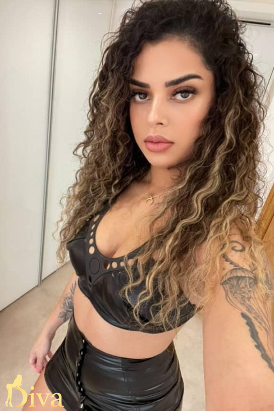 light-brown-marylebone-baker-street-edgware-road-vixen-r17594099366367-0002.jpeg