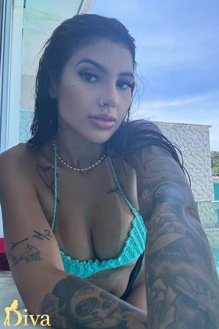 brunette-bethnal-green-lamour-r17621850566321-0001.jpeg