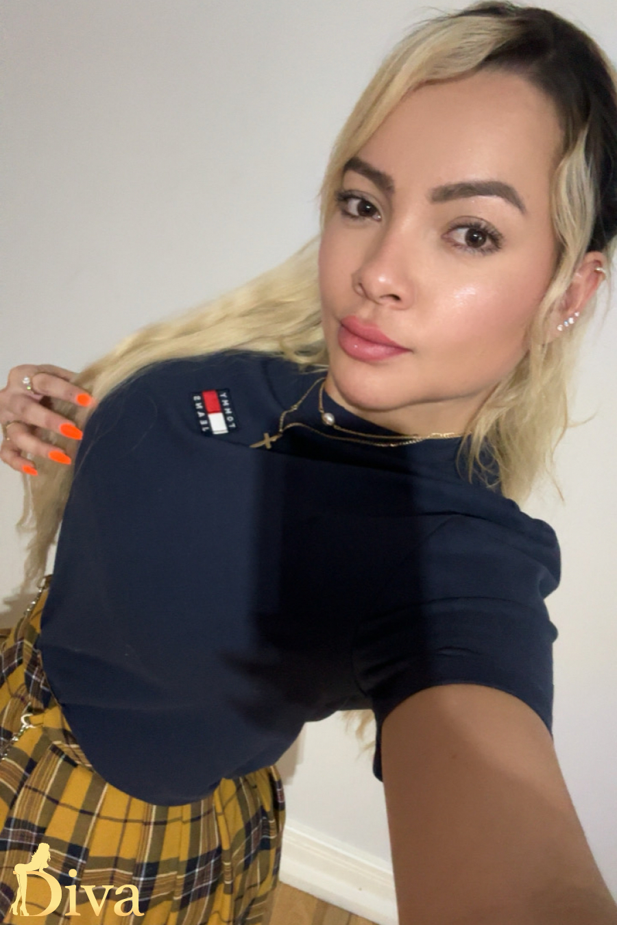 blonde-limehouse-stepney-green-shadwell-smoky-r17317544316429-0001.jpg