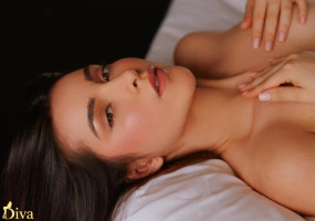 brunette-kensington-olympia-west-kensington-barons-court-hora-r17331411296196-0001.jpeg