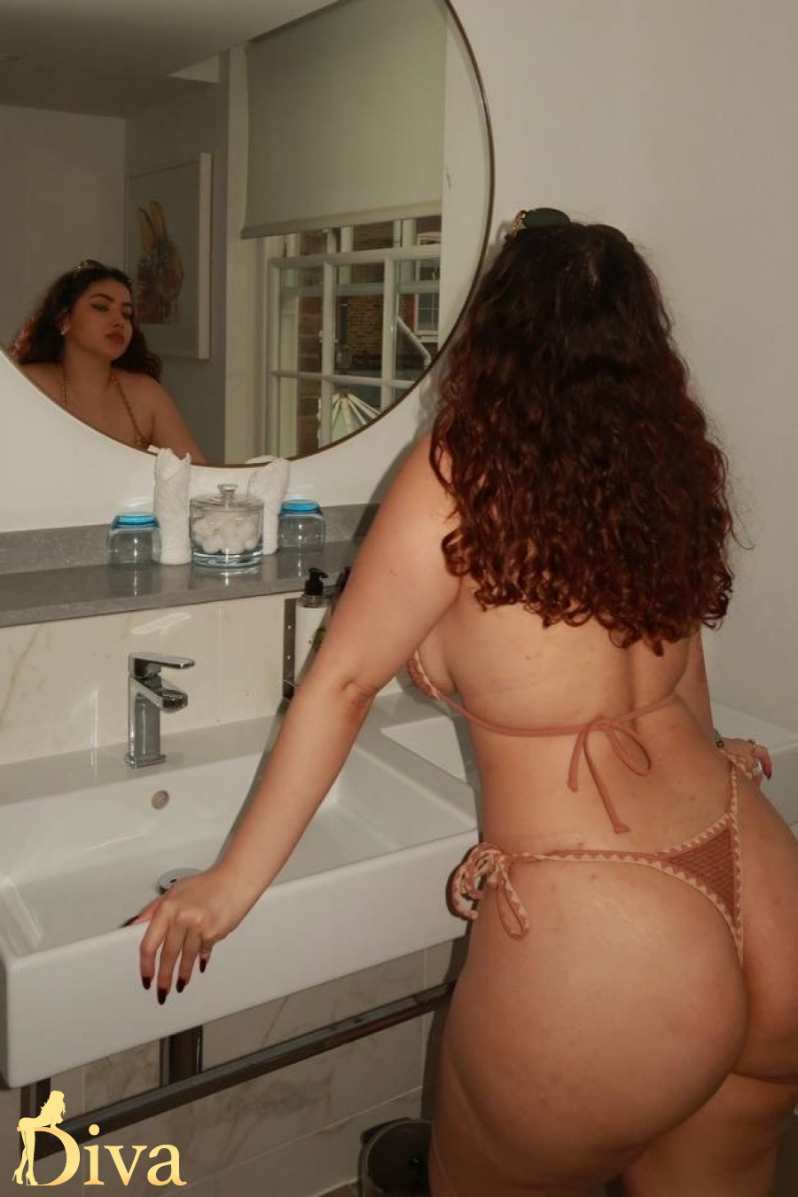 brunette-kensington-olympia-goldhawk-road-shepherds-bush-nemo-r17499193569009-0001.jpeg