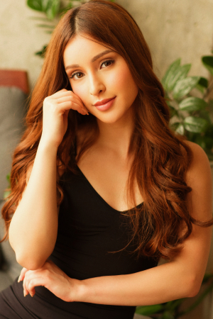 brunette-earls-court-gloucester-road-high-street-kensington-hora-r17817220885811-0002.jpeg