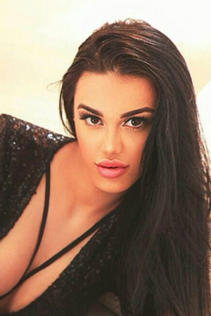 Maribel Brunette