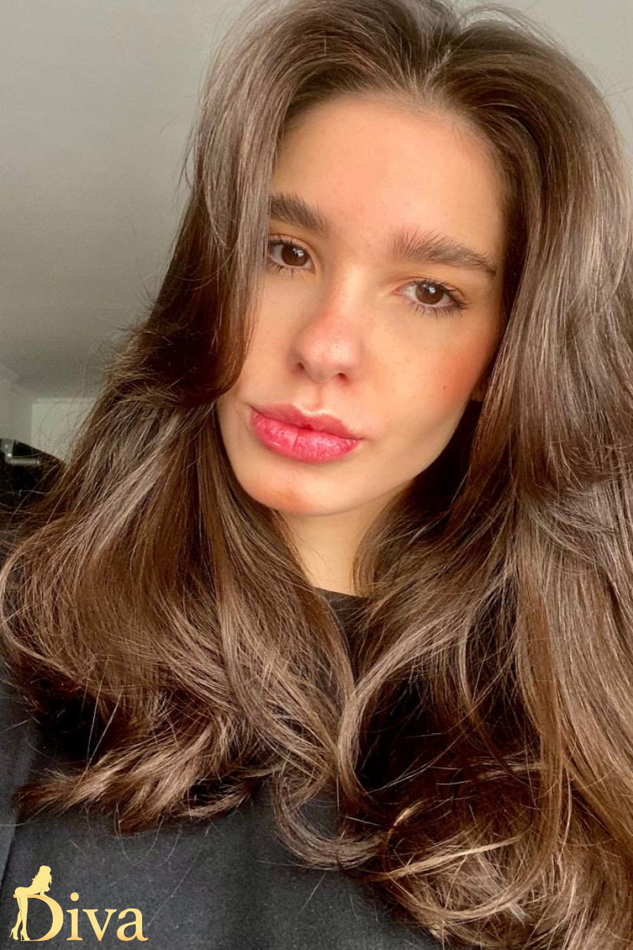 brunette-marylebone-baker-street-edgware-road-bond-street-bounty-r17595070547995-0001.jpeg