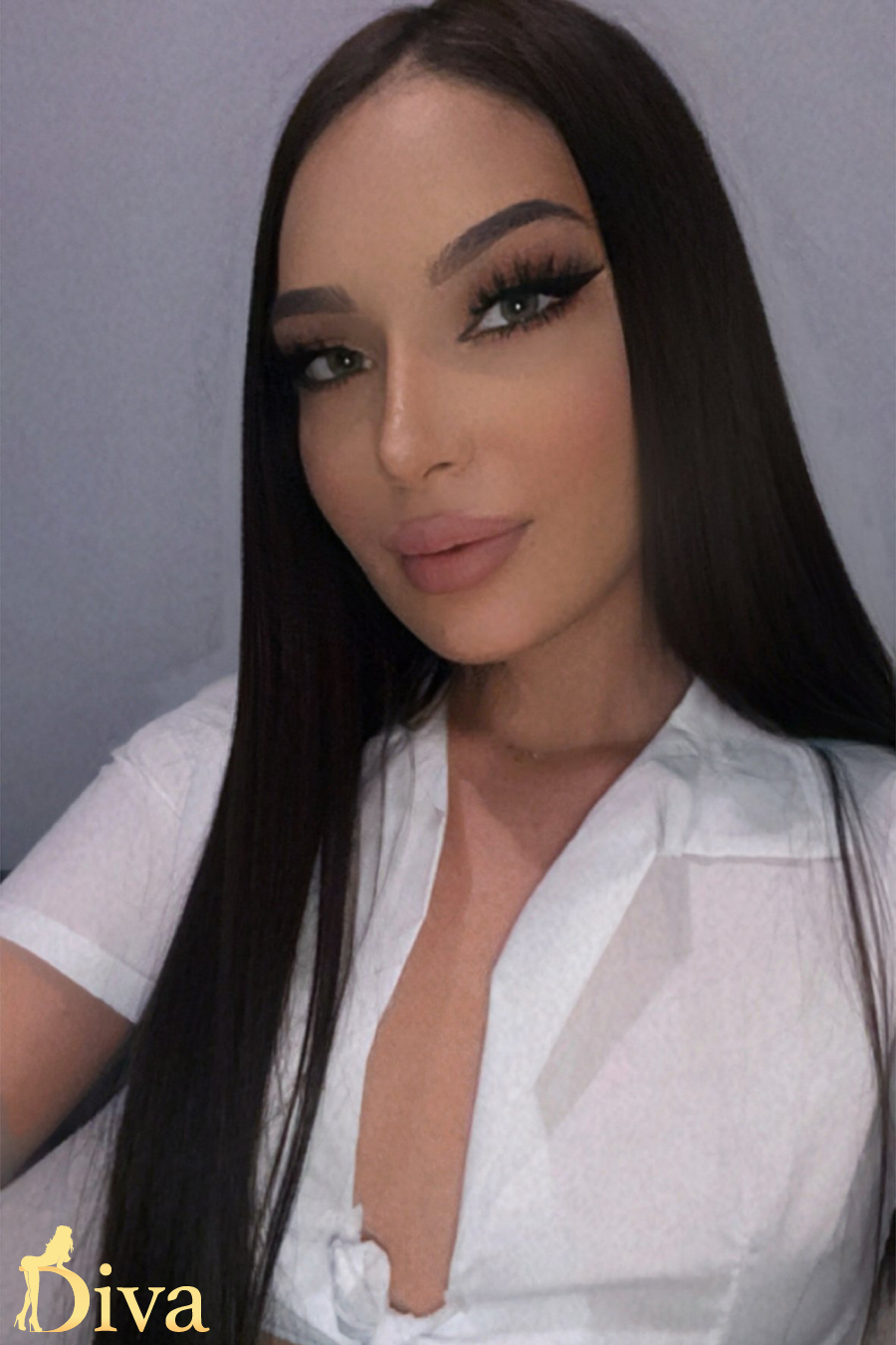 brunette-marylebone-edgware-road-baker-street-salima-r16973258487101-0002.jpg