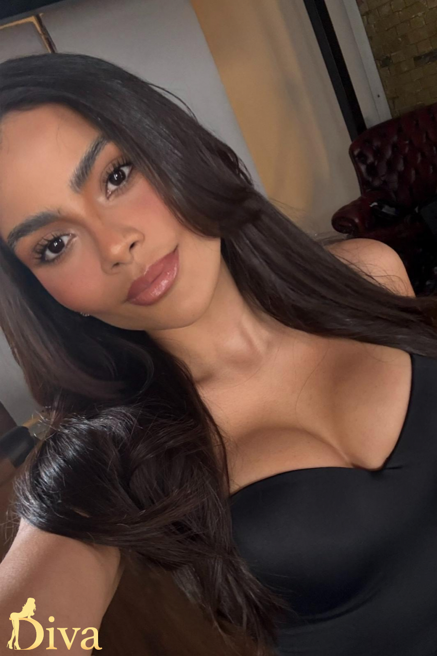 brunette-gloucester-road-high-street-kensington-knightsbridge-maple-r17642458031610-0001.jpeg