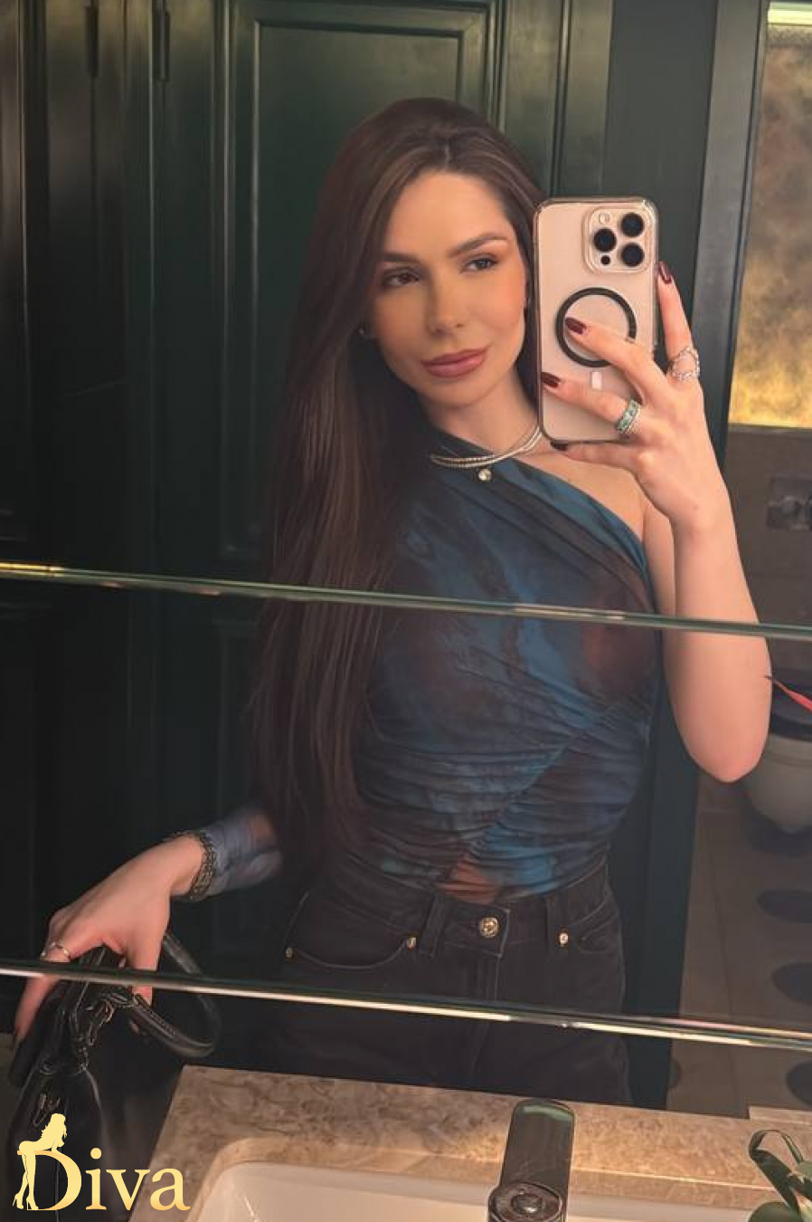 brunette-gloucester-road-high-street-kensington-knightsbridge-beatrina-r17801586874271-0001.jpg