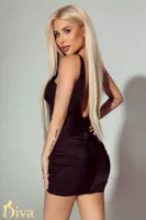 jullie-r17054327606861-0002.jpg