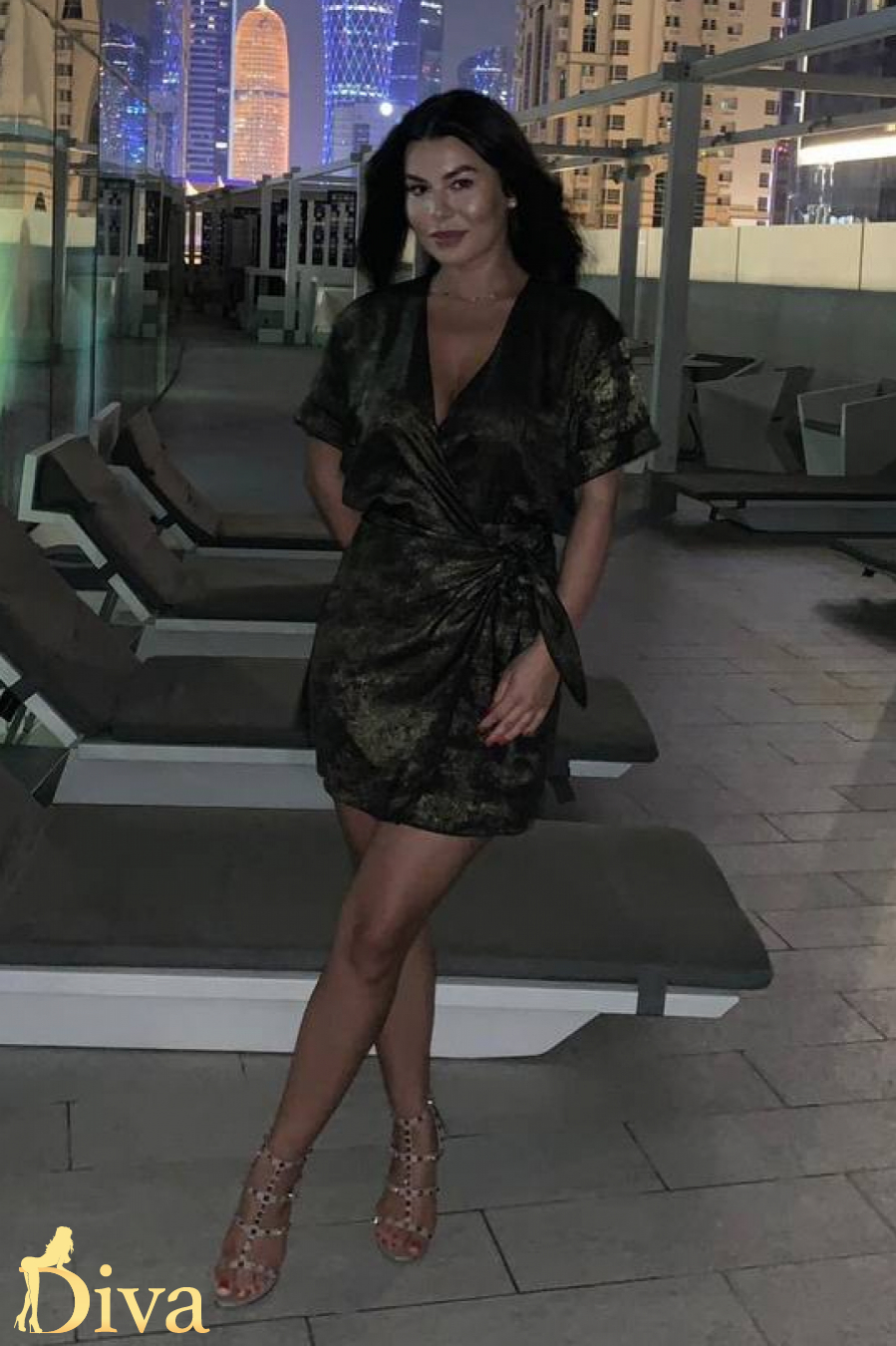 brunette-knightsbridge-south-kensington-sloane-square-nora-r16973298741029-0002.jpg