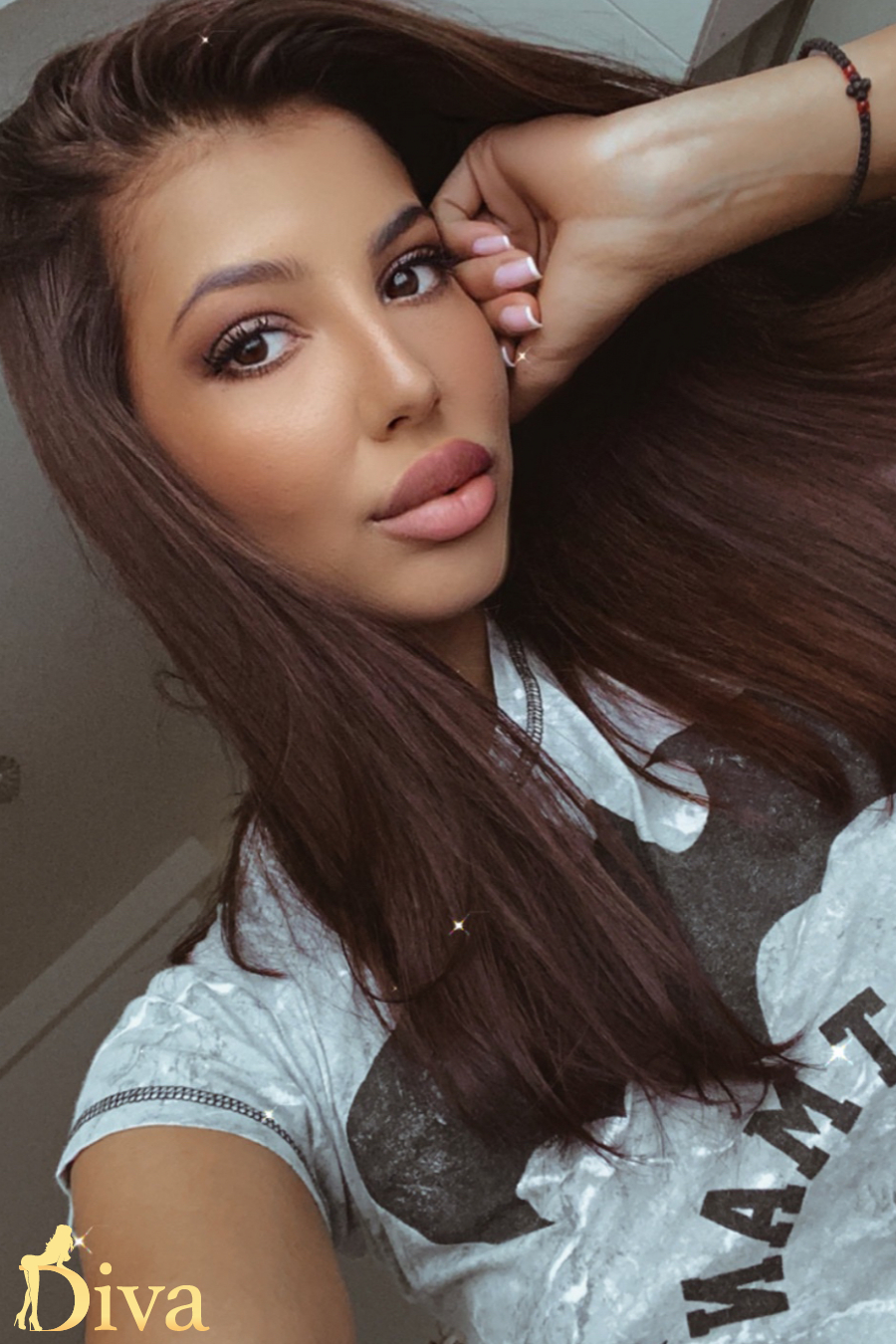 brunette-sloane-square-knightsbridge-south-kensington-evana-r16973366926232-0002.jpeg