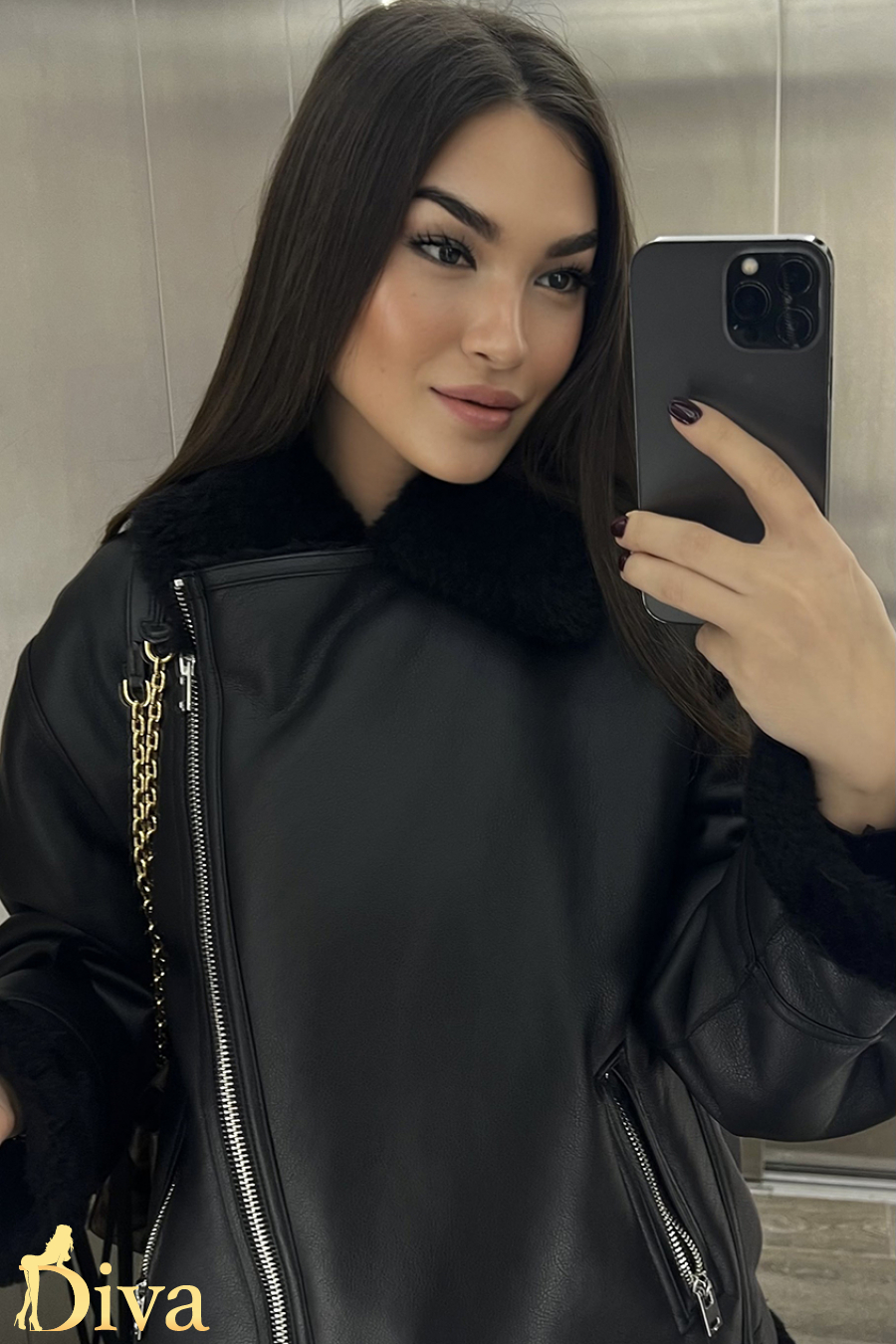 brunette-sloane-square-south-kensington-victoria-knightsbridge-aquamarine-r17331441843505-0002.jpg