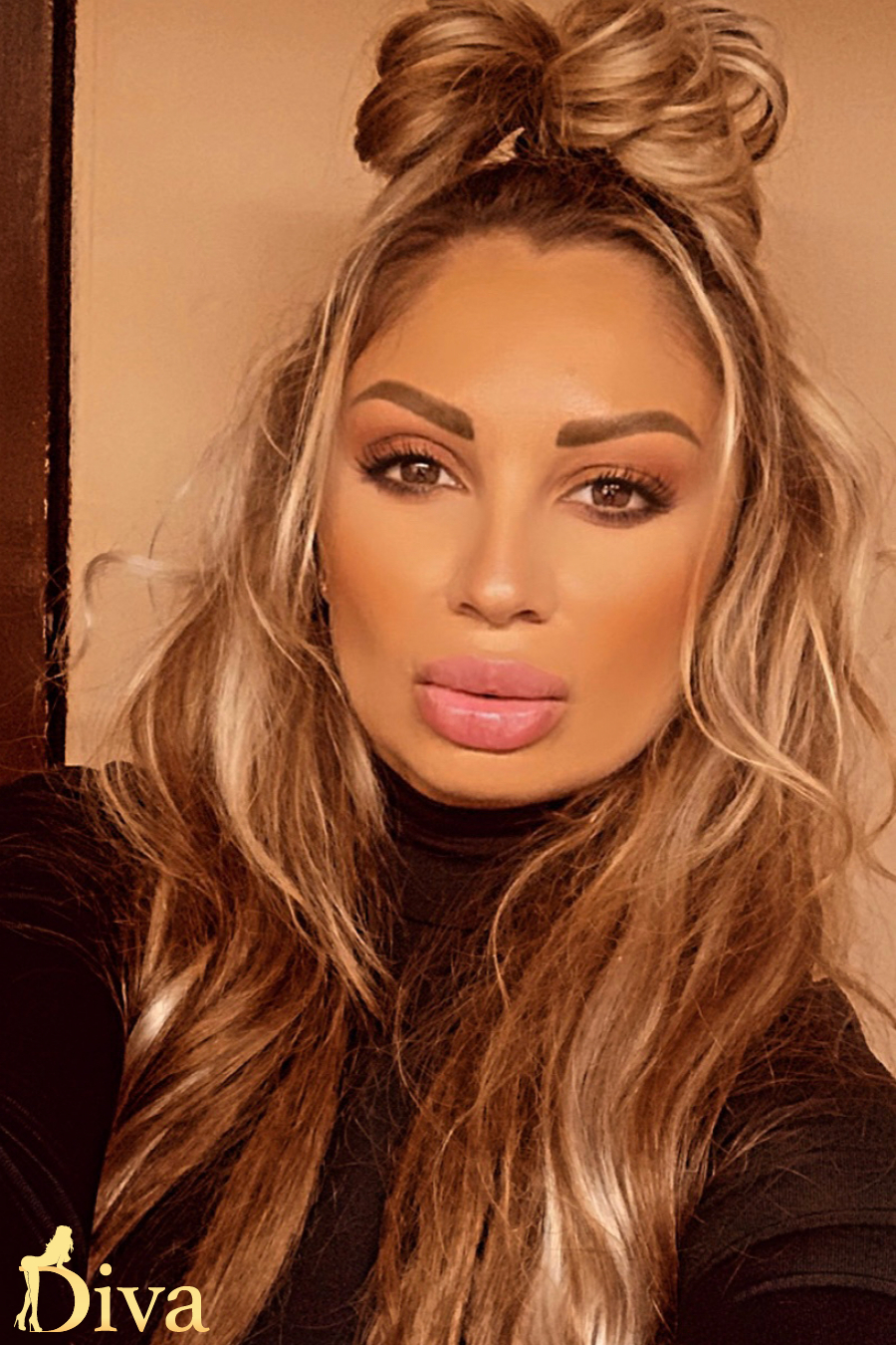 light-brown-gloucester-road-earls-court-south-kensington-missie-r16973247515735-0003.jpeg