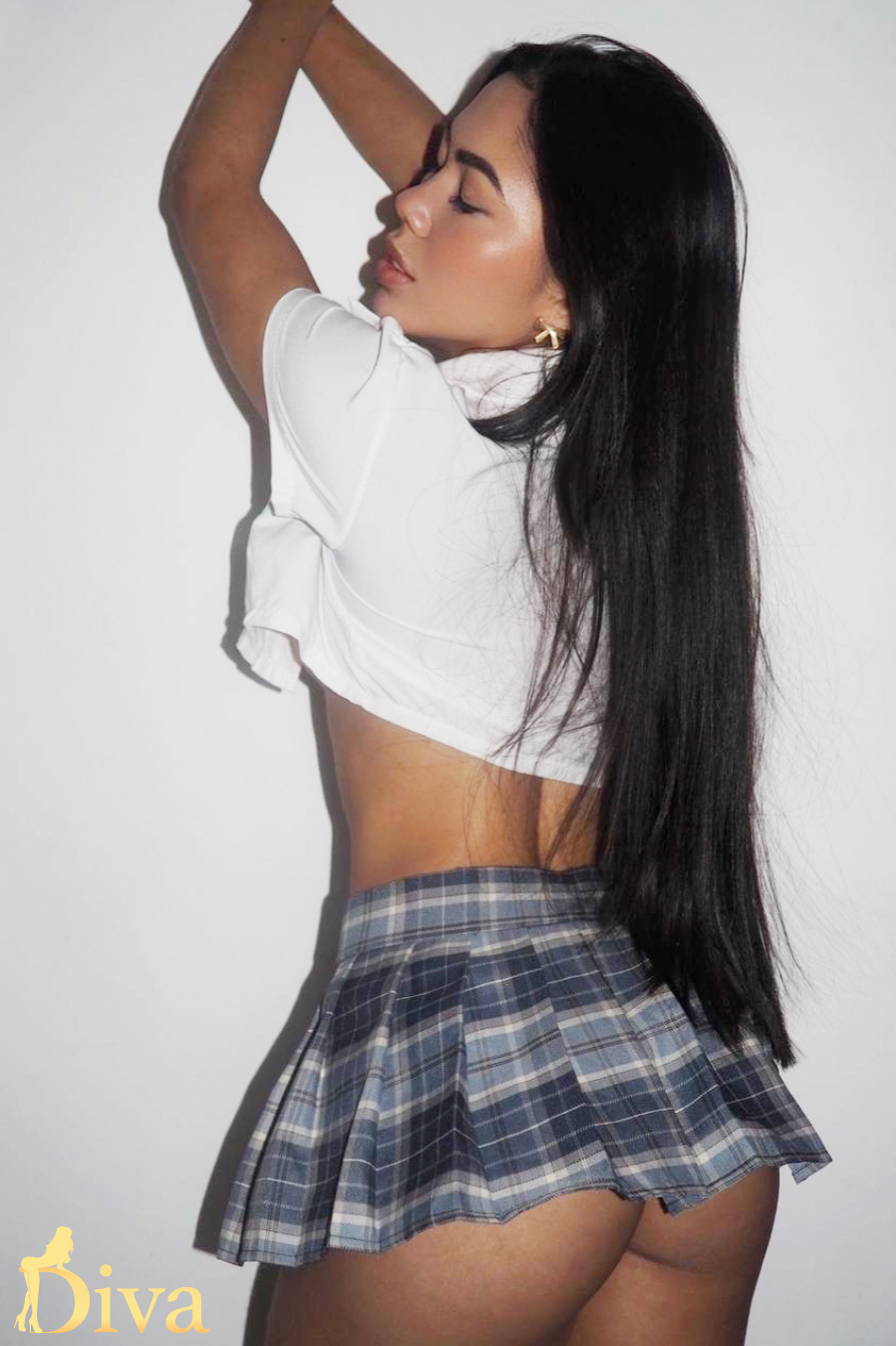 brunette-bayswater-westbourne-park-notting-hill-gate-royal-oak-naola-r17337702339830-0001.jpeg