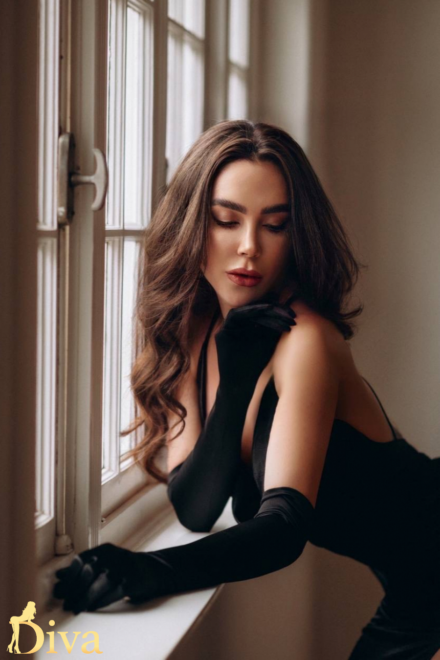 brunette-gloucester-road-earls-court-high-street-kensington-furina-r17775656786237-0001.jpeg