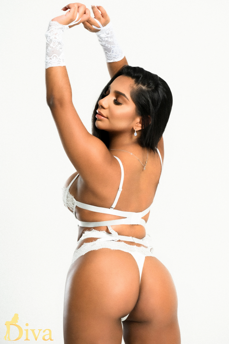 brunette-earls-court-gloucester-road-south-kensington-west-brompton-zaura-r17467294711770-0002.jpg